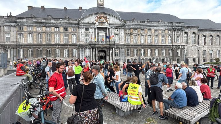 Liège : environ 250 enseignants à nouveau mobilisés contre les mesures d'économies
