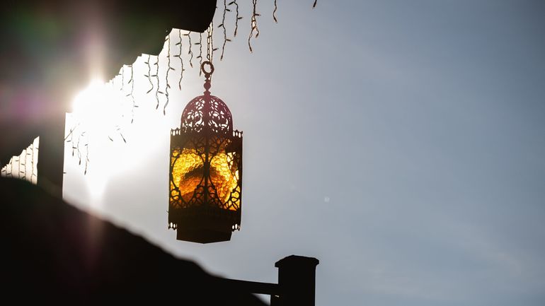 Guerre au Moyen-Orient : les fidèles préparent la fin du ramadan "le coeur lourd"