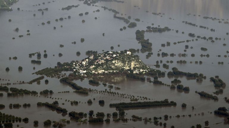 Mexique : le bilan des inondations dans les Etats d'Hidalgo et de Veracruz atteint les 76 morts