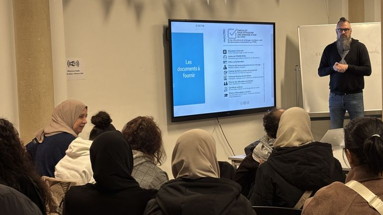 Réforme du chômage : des séances d’information pour les futurs exclus à Molenbeek