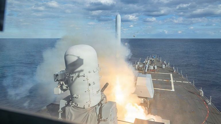 Guerre au Moyen-Orient : le coût supporté et le coup porté, les États-Unis jouent gros économiquement et politiquement