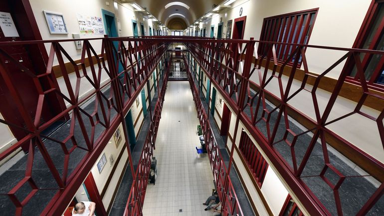 114 détenus temporairement évacués après un incendie à la prison d'Anvers