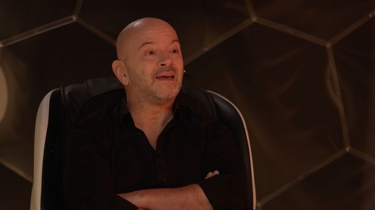 Jérôme de Warzée reçoit un message de sa compagne : "Je ne sais pas ce que vous lui avez dit pour la convaincre de faire cette vidéo"