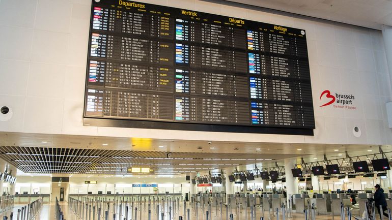 Les aéroports de Bruxelles et de Liège rouverts après des signalements de drones