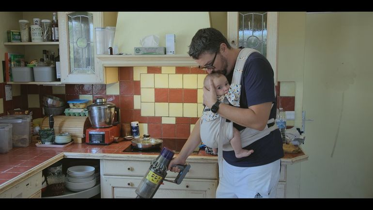 100 milliards d’euros : le coût du machisme dévoilé dans le documentaire "Éduquons nos fils" 100 milliards d’euros : le coût du machisme dévoilé dans le documentaire "Éduquons nos fils"