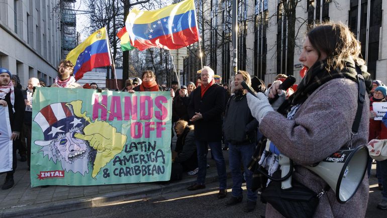 Près de 400 personnes ont manifesté à Bruxelles contre l'attaque des Etats-Unis au Venezuela