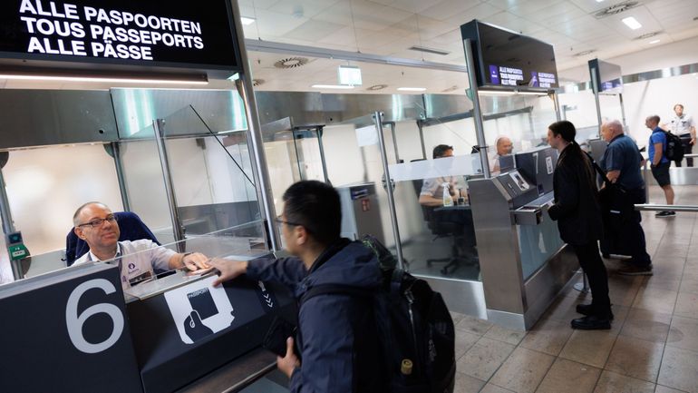 Brussels Airport : plus d'une heure d'attente aux contrôles des passeports