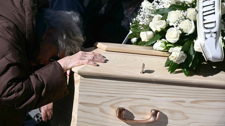 Incendie de Crans-Montana : le parquet du Brabant wallon ouvre un dossier, pour faciliter les contacts entre les victimes et les autorités suisses