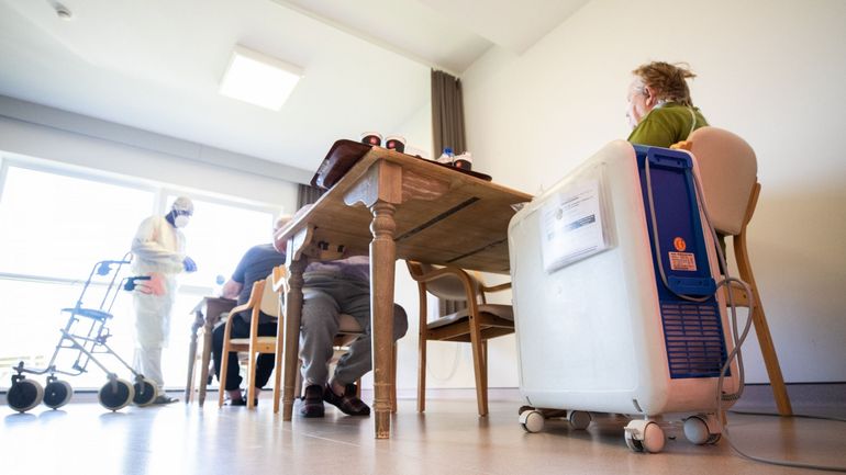 Iriscare se réjouit de l’amélioration du bilinguisme dans les institutions bruxelloises