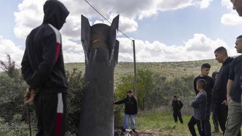 Guerre au Moyen-Orient : pour les civils, un mois éprouvant, rythmé par les alertes, les drones, les missiles et les explosions