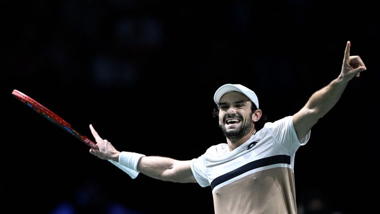 "L’homme du moment" : Valentin Vacherot, la sensation de Shanghaï qui confirme à Paris "L’homme du moment" : Valentin Vacherot, la sensation de Shanghaï qui confirme à Paris