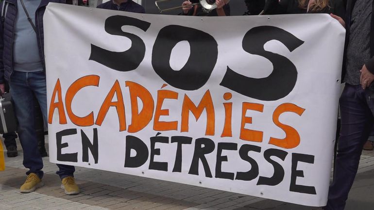 Liège : les académies d’art manifestent en musique pour déno
