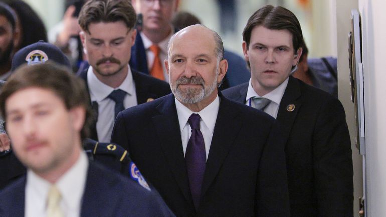 Affaire Epstein : les démocrates accusent le ministre du Commerce de mentir sur ses liens avec Epstein