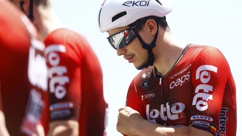 Arnaud De Lie, en souffrance depuis plusieurs jours, abandonne le Giro