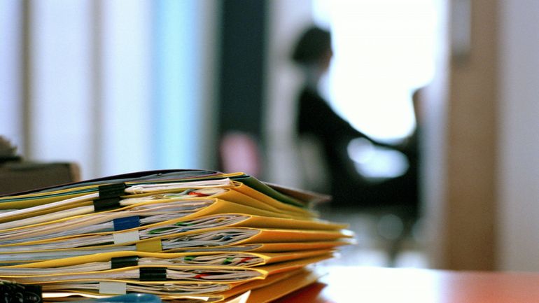 Il faut renforcer la "dimension humaine des services publics", selon un rapport Il faut renforcer la "dimension humaine des services publics", selon un rapport