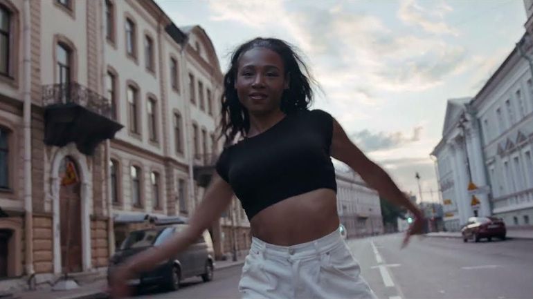 La disco Made In Belgium n’est pas morte : Ginger Pops le prouve avec “Out Of My Head” La disco Made In Belgium n’est pas morte : Ginger Pops le prouve avec “Out Of My Head”