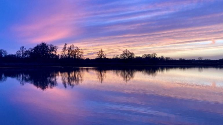 Météo en Belgique : un temps nuageux qui reste doux pour la saison