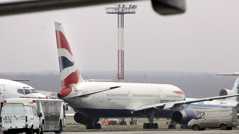 Guerre en Ukraine : deux aéroports à Moscou fermés suite à l'incursion de drones ukrainiens