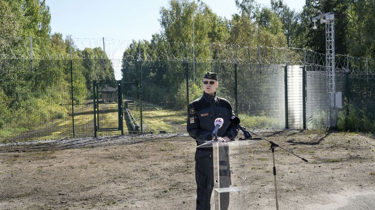 Finlande : Helsinki inaugure une clôture de 200 km à la frontière avec la Russie