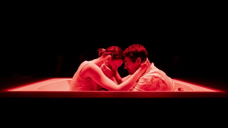 “Soleil” d'Armel Roussel : au Studio Varia et au Théâtre des Tanneurs, le public habite la fiction