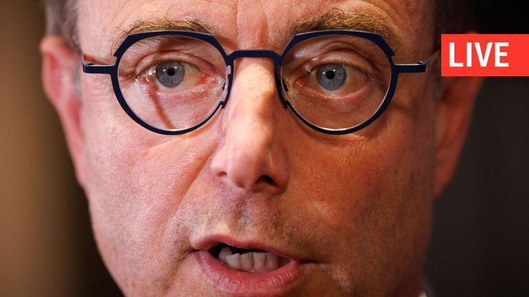 Direct - "Sire, accordez-moi 50 jours!": Bart De Wever se donne jusqu'à Noël pour boucler le budget avant d'envisager une démission