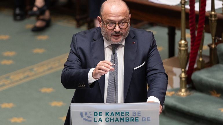 La "loi Quintin" sur l'interdictions des organisations radicales: une atteinte à la séparation des pouvoirs ?