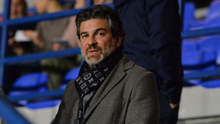 Irrité par des démarches "peu correctes", Mehdi Bayat ne se précipitera pour trouver un nouvel entraîneur : "Je sens ce brin de folie chez Cornélis"