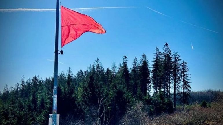 Incendie dans les Hautes Fagnes : pourquoi n'avait-on pas hissé le drapeau rouge sur la Réserve naturelle cet été ?