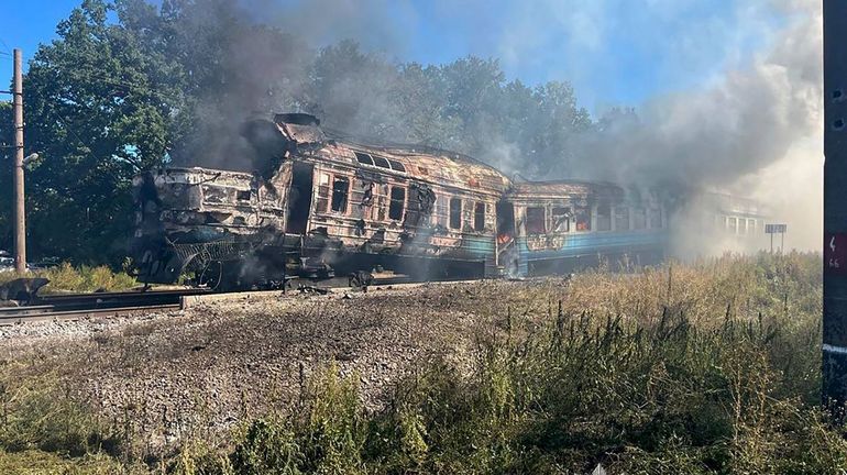 Guerre en Ukraine : une "attaque systémique" russe en cours contre le rail, un drone frappe un train à la frontière polonaise