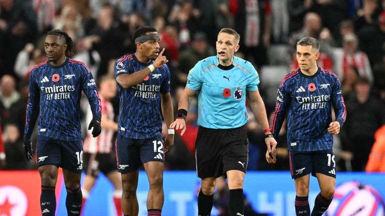 Malgré un bijou de Leandro Trossard, Arsenal pris au piège à Sunderland