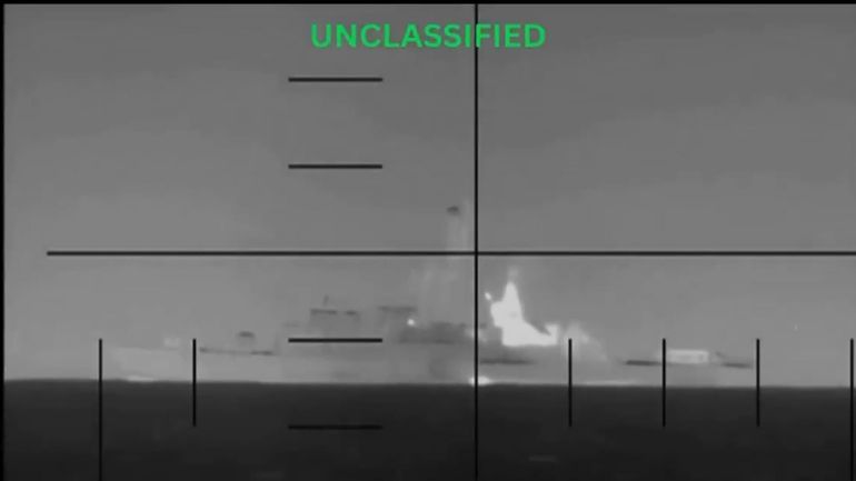 Au moins 87 morts dans le torpillage d'une frégate iranienne par un sous-marin américain au large du Sri Lanka