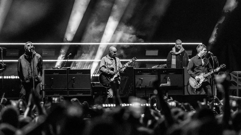 La police conclut à un accident tragique après la chute mortelle d’un fan lors du concert d’Oasis à Wembley