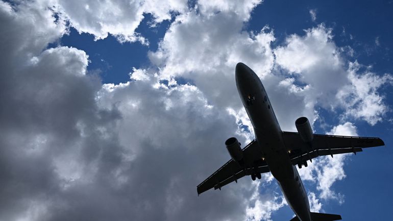 Nuisances des avions : plus de 6.000 infractions ont été dénombrées en 2025, déplore le Médiateur fédéral