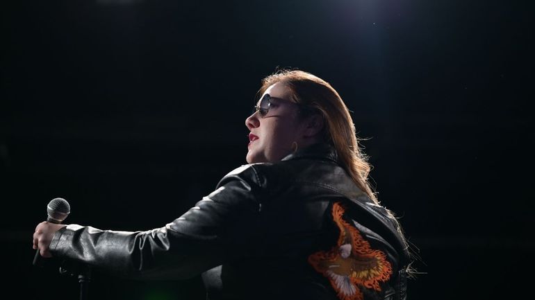 Aurianne Servais met le feu au studio Varia avec "Sang pour sang Johnny"