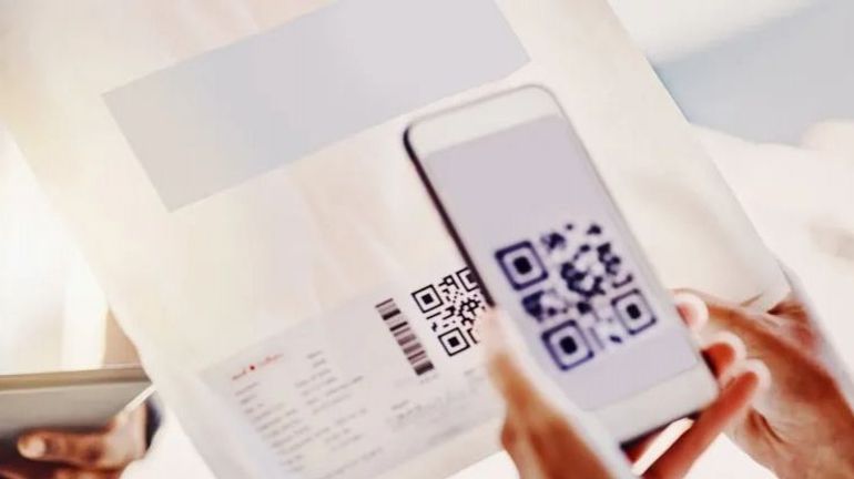 Nouvelle carte bancaire à activer ? Colis à recevoir ? La police fédérale met en garde contre le quishing, l'arnaque au QR code