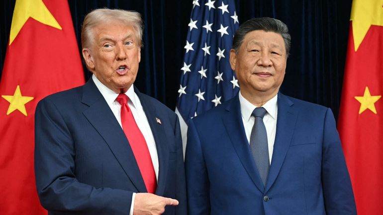 Donald Trump en Asie : le président américain qualifie de "grand succès" sa rencontre avec Xi Jinping, un accord sur les terres rares conclu Donald Trump en Asie : le président américain qualifie de "grand succès" sa rencontre avec Xi Jinping, un accord sur les terres rares conclu