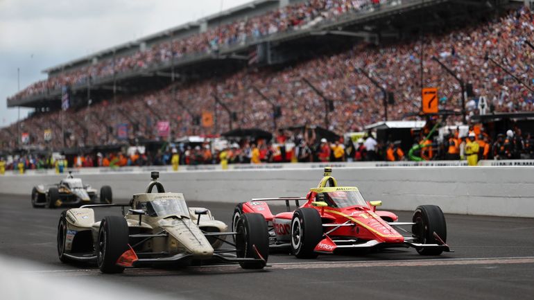 70 changements de leader, un écart infime à l'arrivée : Felix Rosenqvist remporte les 500 miles d'Indianapolis les plus serrés de l'histoire