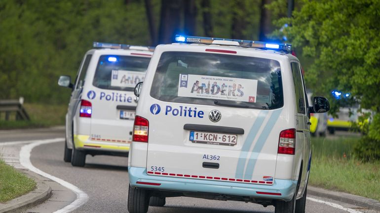 Attentat déjoué contre De Wever et des politiques : l'enquête progresse et le niveau de la menace générale en Belgique maintenu à 