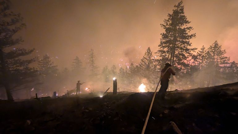 Feux de forêt au Canada : une femme meurt dans l'énorme incendie qui consume une partie de la Colombie-Britannique