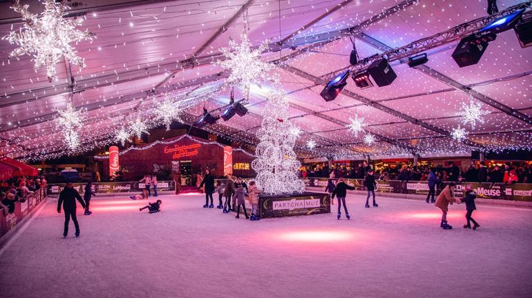 Tarmac t'offre tes places pour la Patinoire au sein du Marché de Noël de Liège Tarmac t'offre tes places pour la Patinoire au sein du Marché de Noël de Liège