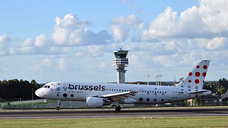 Jusqu'à deux heures de retard et un vol annulé à Brussels Airport : l'Italie perturbe le trafic aérien
