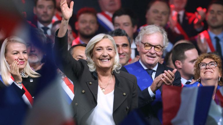 L'extrême droite enchaîne les rounds gagnants en France et se prépare à disputer le match présidentiel