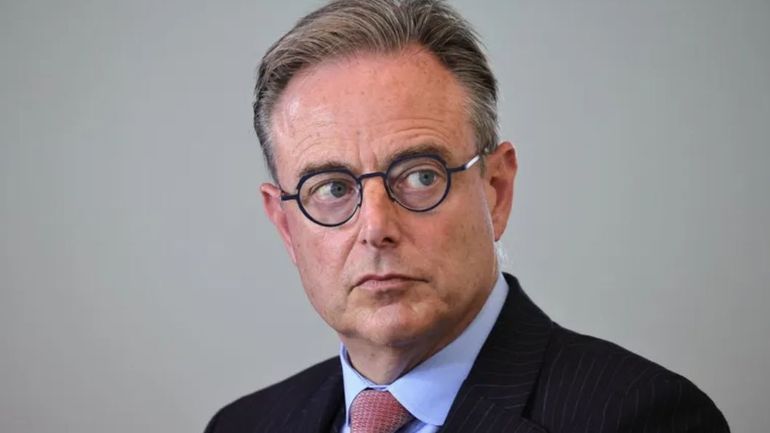 Pas d'accord budgétaire d'ici mardi : quel impact pour les citoyens ?