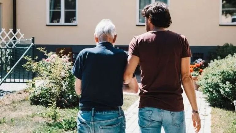 Aidants proches : un amendement voté ce jeudi à la Chambre pour trouver une solution temporaire