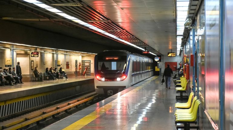 Le métro accentue la violence envers les femmes : l’exemple ambivalent du métro de Téhéran Le métro accentue la violence envers les femmes : l’exemple ambivalent du métro de Téhéran