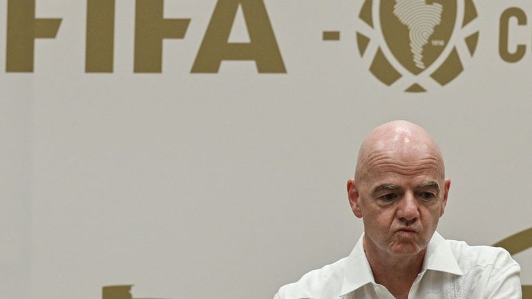 Coupe du monde 2026 : Infantino en jet privé, symbole de la démesure de la Fifa