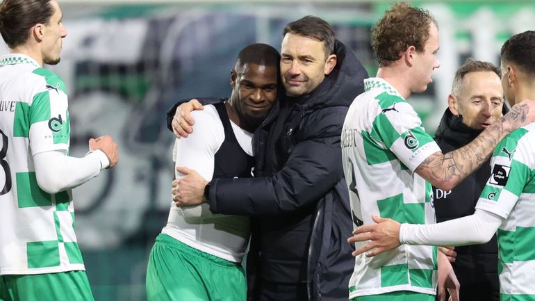 La Louvière s'incline mais est sauvée après la défaite de Dender face au Cercle Bruges