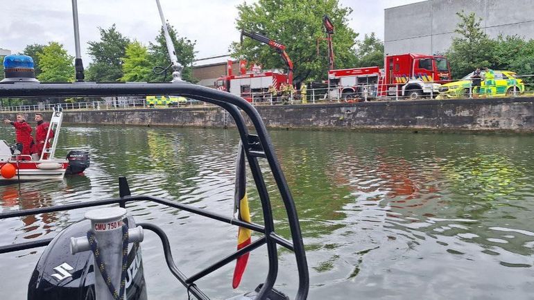 Un agent de Bruxelles-Propreté sauve un homme de la noyade Un agent de Bruxelles-Propreté sauve un homme de la noyade