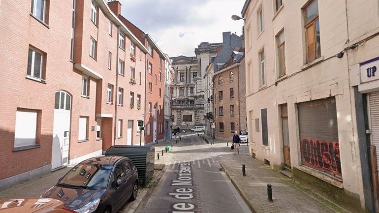 Un cocktail molotov lancé sur un immeuble dans le quartier des Marolles à Bruxelles Un cocktail molotov lancé sur un immeuble dans le quartier des Marolles à Bruxelles