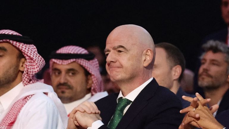 Crise à la FIFA : la fédération italienne retire à son tour son soutien à Infantino